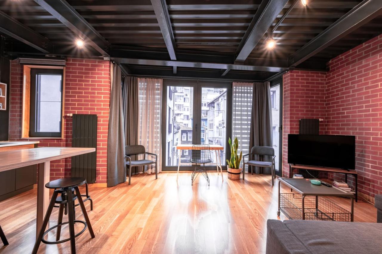 Homie Suites - "Loft 27" Urban Comfort Suites In The Heart Of Cihangir Стамбул Экстерьер фото